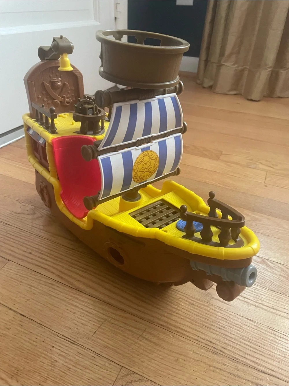 Jake and the Neverland Pirates Ship by Disney